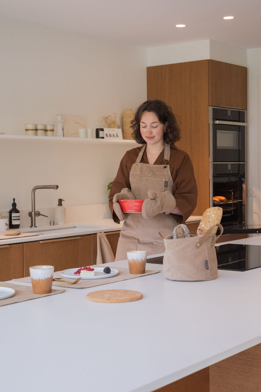 Tiseco Oven Mitts VELMAR - Taupe
