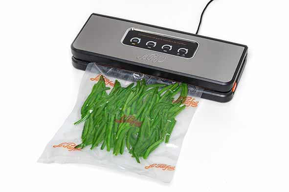 MACHINE SOUS VIDE INCL. 3 SACS ET 1 COUVERCLE POUR BOCAUX