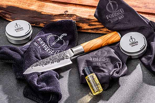 FORGED - ESSENTIALS ONDERHOUDSSET