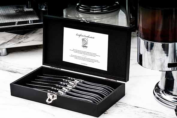 Coffret de 6 couteaux à steak Laguiole Luxury Line – Ébène noire – Emballage cadeau