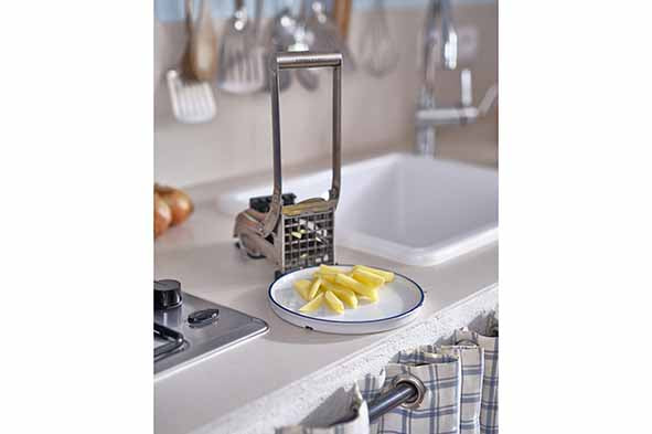 FRIETSNIJDER RVS 18/8 26.5X9XH12.5 VR FRIETEN 0.9 EN 1.1CM 36 EN 64 GAATJE