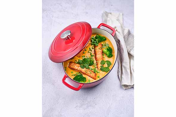 Cosy & Trendy Fontestic cocotte en fonte 31 cm - 6,0 L avec couvercle (rouge traditionnel) - Ovale