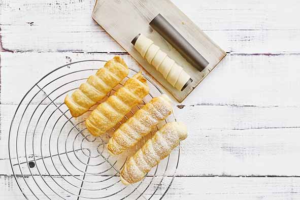 BIRKMANN - SET DE 6 MOULES À ROULEAUX EN MOUSSE ANTIADHÉRENTS DIA 3-2CM L13CM
